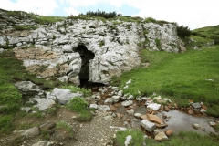 Grotta di Attila - Passo di Lanza - esterni